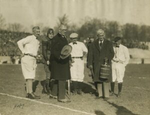 Presentation of Old Oaken Bucket, November 21, 1925. Archives Image no. p0023404