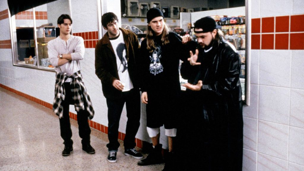 Jay and Silent Bob in the mall
